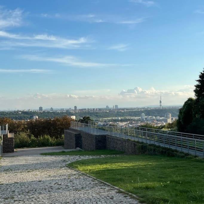 Cozy Friendly Place With Free Parking Prague Luaran gambar