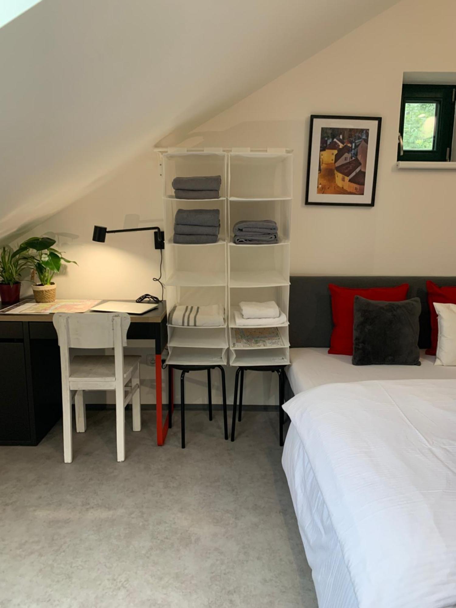 Cozy Friendly Place With Free Parking Prague Luaran gambar